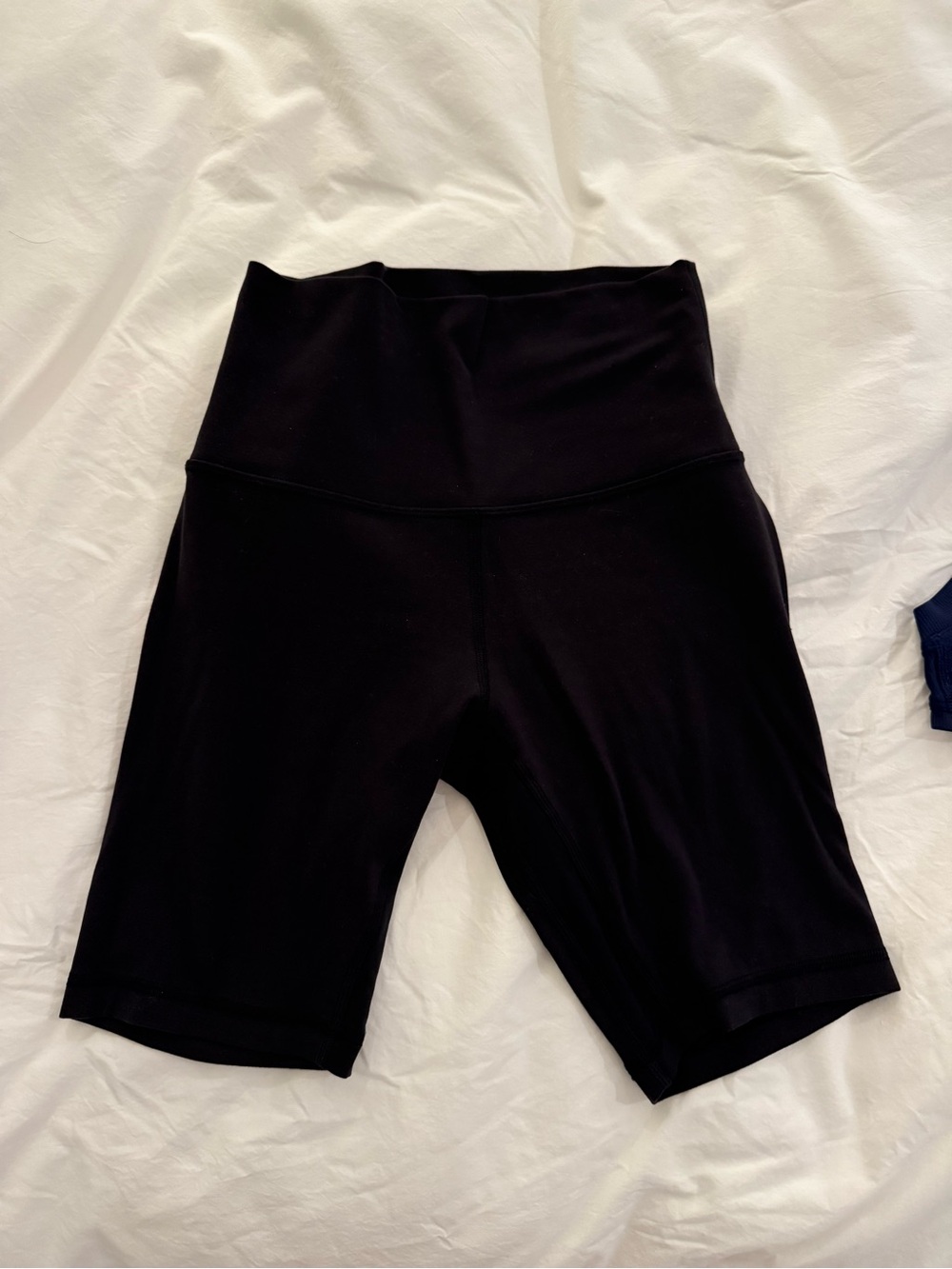 Lululemon - Picture 2 of 5